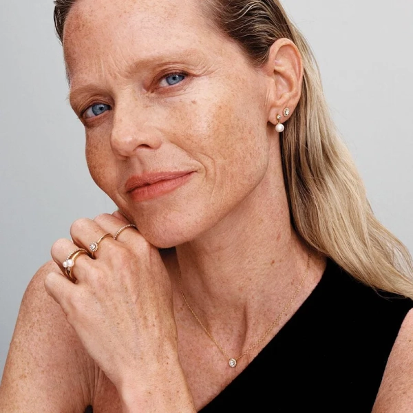 Rund Skimrande Halo Ring Guld - PANDORA - 1-2 dagar leverans - Gratis paketinslagning