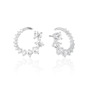 Belluno Circolo Örhängen i silver med gnistrande Cubic Zirconia-stenar från Sif Jakobs Belluno-kollektion.