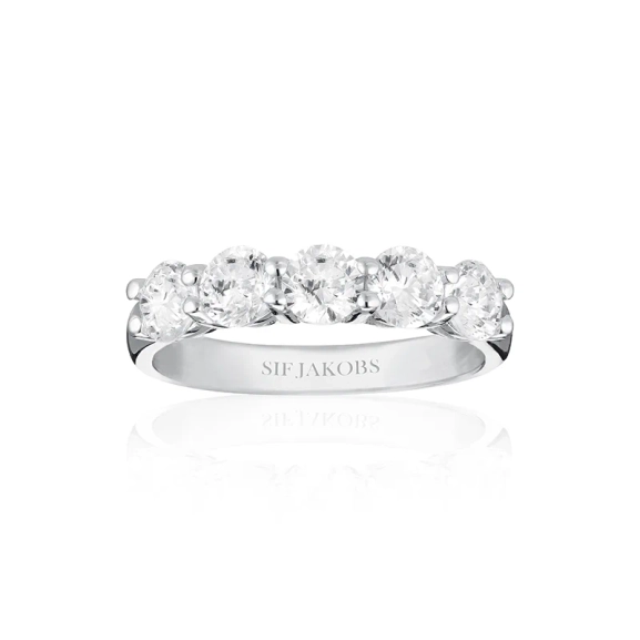 Belluno Uno Ring i silver med gnistrande cubic zirconia från Sif Jakobs Belluno-kollektion.