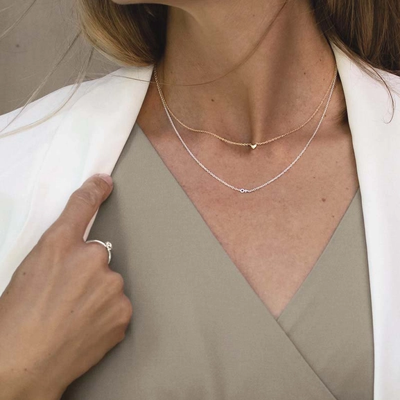 Women Unite Drop Necklace - Drakenberg/Sjölin - Suuri valikoima & ilmainen lahjapaketointi - Nordicspectra.fi