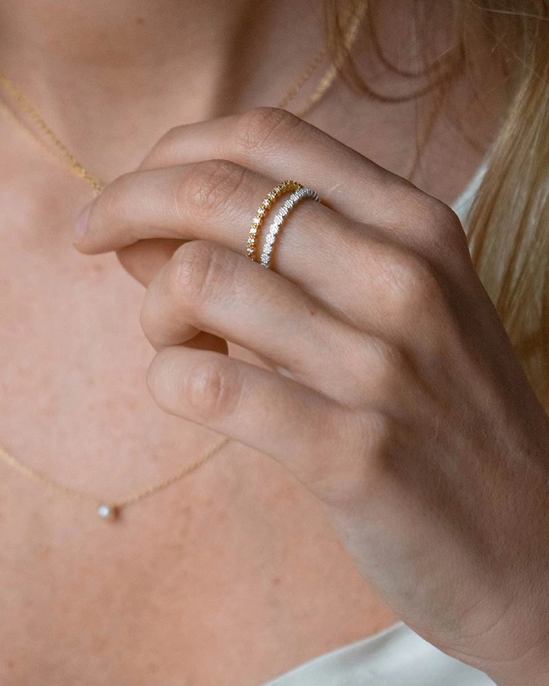 Bliss Ring Gold - Drakenberg Sjölin Ringar - Snabb frakt & paketinslagning - Nordicspectra.se