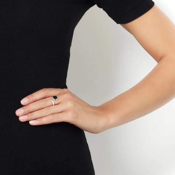 Tears Ring - Efva Attling - Suuri valikoima & ilmainen lahjapaketointi - Nordicspectra.fi
