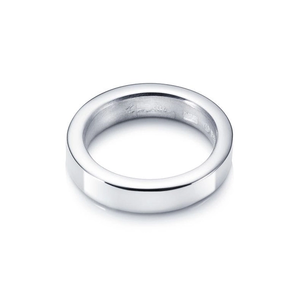 4 1/2 Ring - Efva Attling - Suuri valikoima & ilmainen lahjapaketointi - Nordicspectra.fi