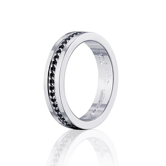 4 1/2 & Black Stars Ring - Efva Attling ringar - Snabb frakt & paketinslagning - Nordicspectra.se