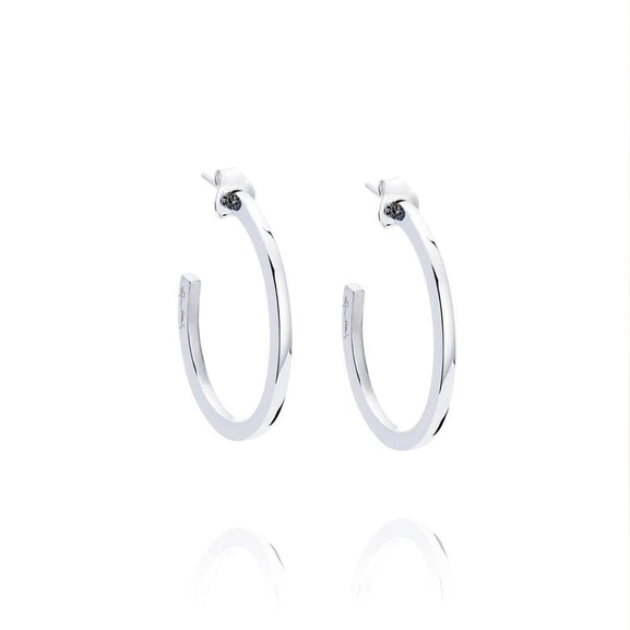 Hoops - Efva Attling - Suuri valikoima & ilmainen lahjapaketointi - Nordicspectra.fi