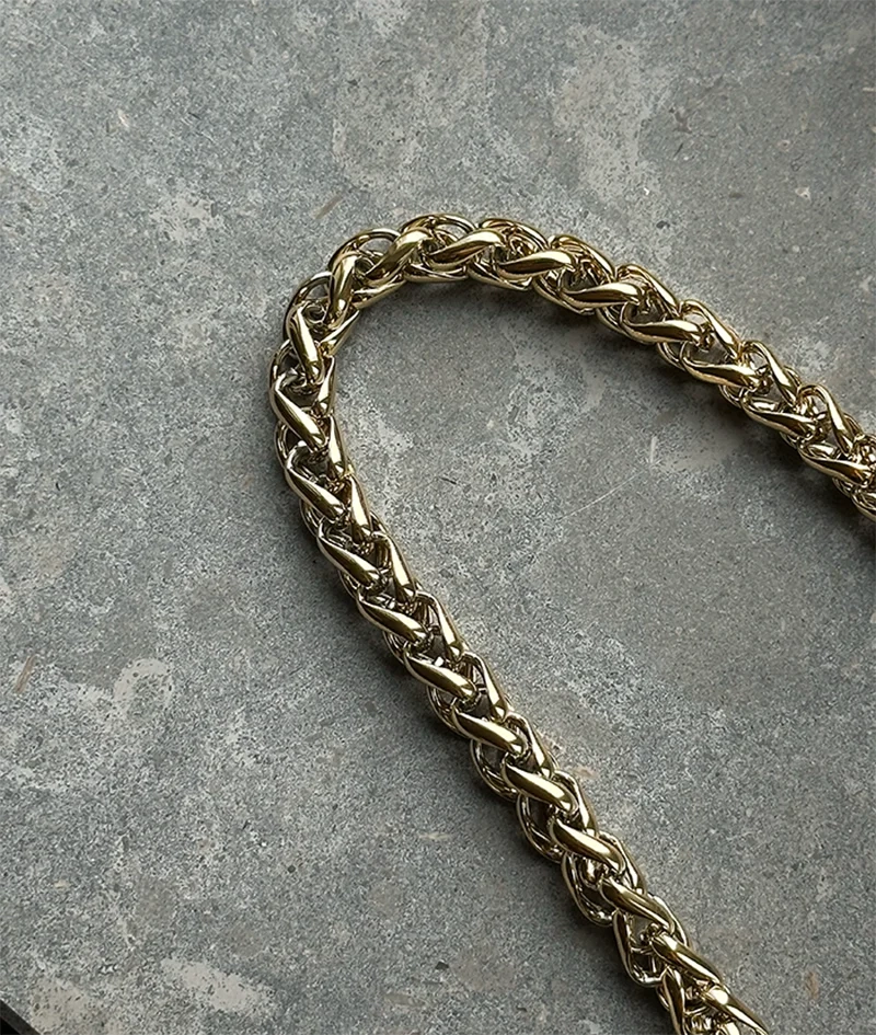 KAREN Halsband Guld - Astrid & Agnes - Nordic Spectra