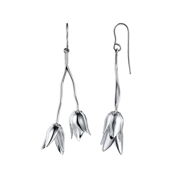 med frostiga blomknoppar