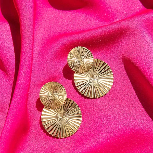 Odessa Earrings Gold - Caroline Svedbom - Nopea toimitus ja lahjapakkaus - Nordic Spectra