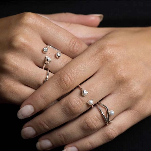 Pearl Small Ring Gold -CU Jewellery - Snabb frakt & paketinslagning - Nordicspectra.se