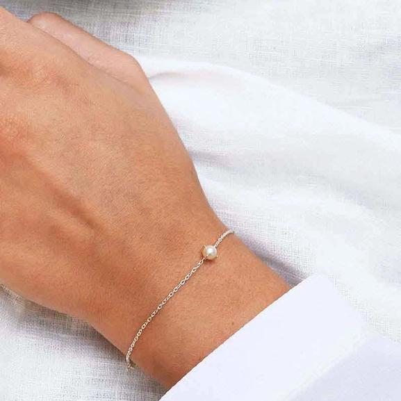 Petite Pearl Bracelet - Drakenberg/Sjölin - Suuri valikoima & ilmainen lahjapaketointi - Nordicspectra.fi