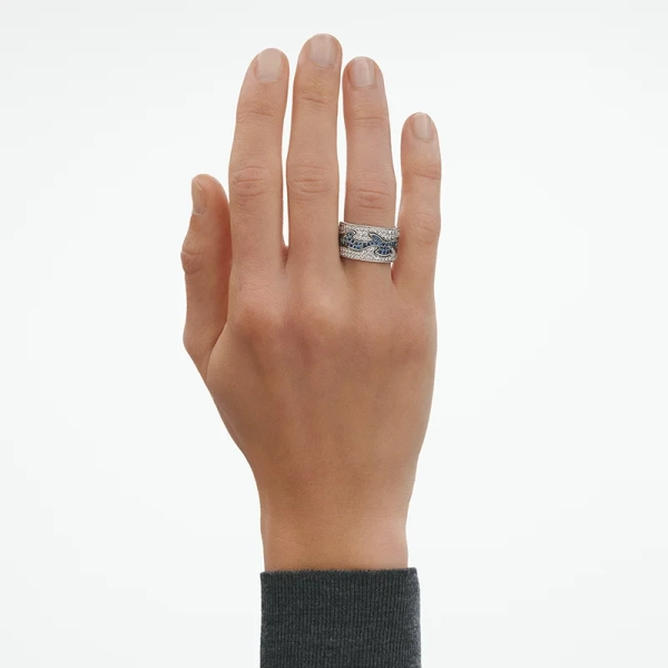 AW25_ECOM_ON-MODEL_FUSION_RING_20000331_20000327_20000331