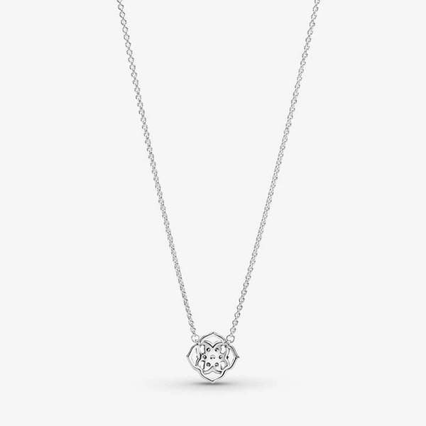 Halsband med Rosenblad - PANDORA - Snabb frakt & paketinslagning - Nordicspectra.se