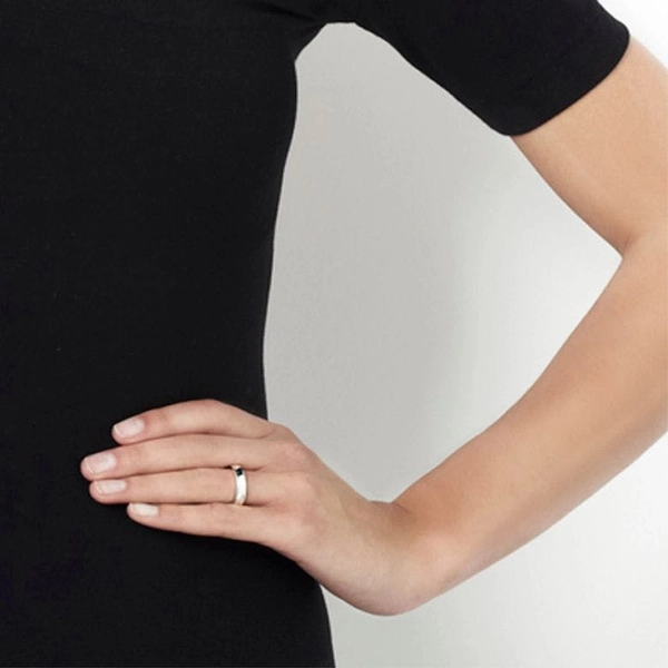 Moonwalk Ring - Efva Attling ringar - Snabb frakt & paketinslagning - Nordicspectra.se