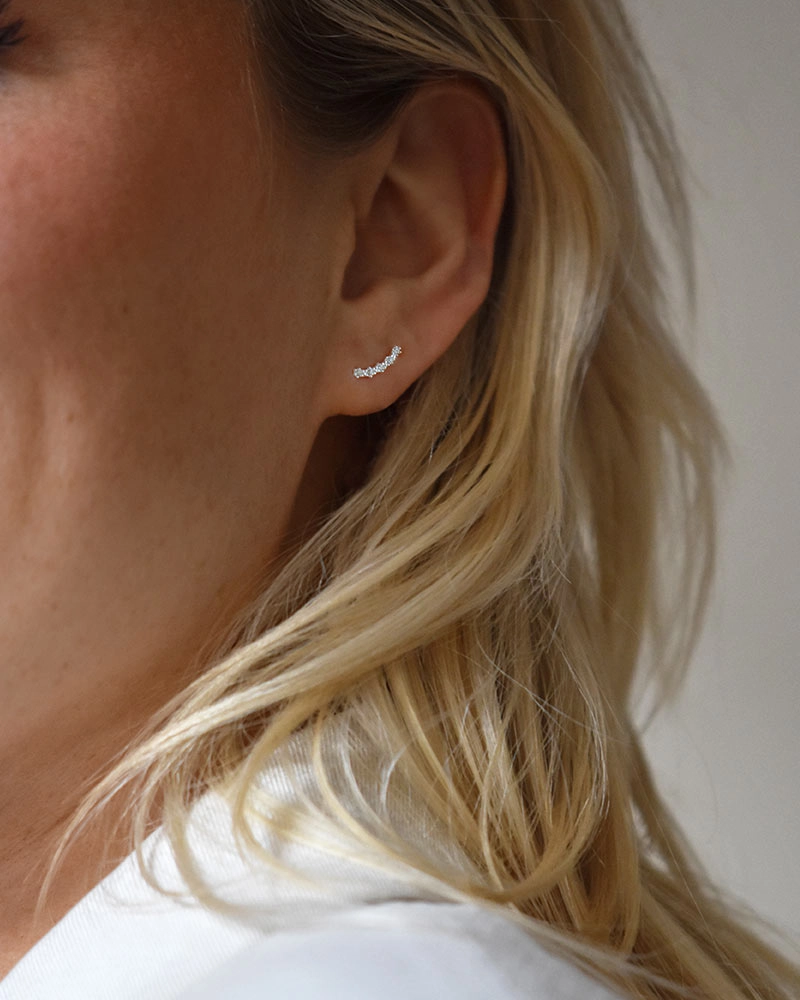 Diamond Sky Fall Studs - Drakenberg/Sjölin Örhängen- Snabb leverans & paketinslagning - Nordic Spectra
