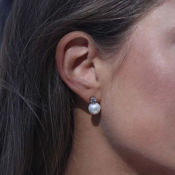 Luna Studs Large Steel - Edblad - Snabb frakt & paketinslagning - Nordicspectra.se