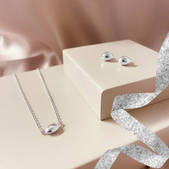 Presentset Love Bead - Efva Attling - Sveriges största återförsäljare - Nordic Spectra