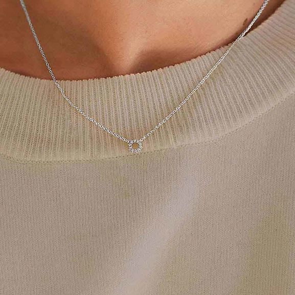 Infinity Drop Necklace - Drakenberg Sjölin Halsband - Snabb frakt & paketinslagning - Nordicspectra.se