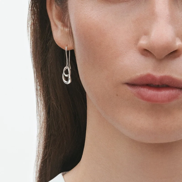 GJ_SS25_ECOM_SHOOT_OFFSPRING_NECKLACE_ 10012312_Close-up