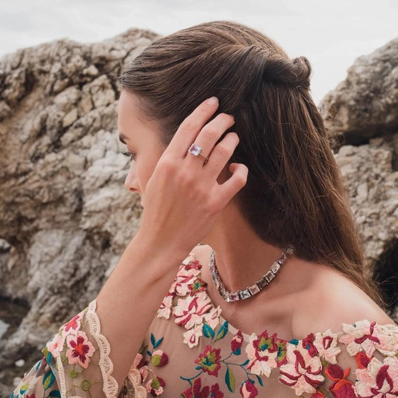 Dream Collier - Efva Attling - Suuri valikoima & ilmainen lahjapaketointi - Nordicspectra.fi