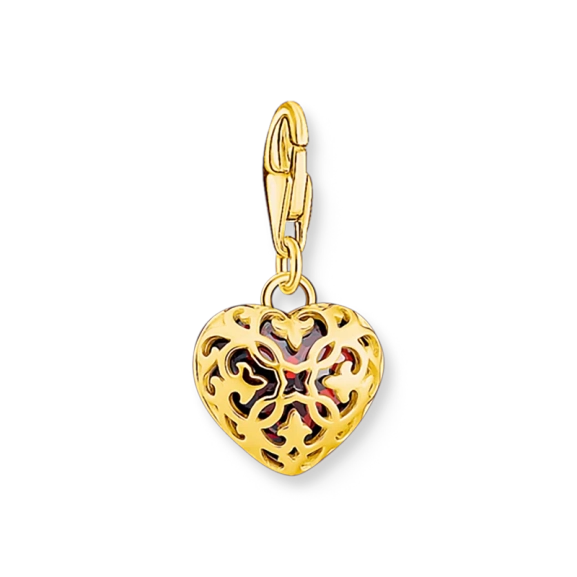 med granatröd zirkonia och intrikata arabesker