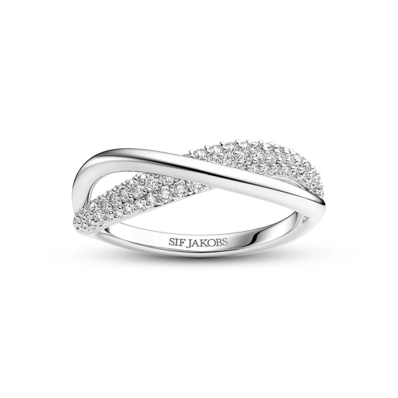 Infinito Due Ring aus glänzendem Silber mit verschlungenem Design und funkelnden Zirkonia-Steinen