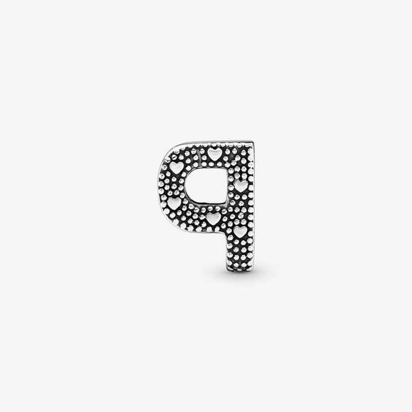 Letter P Alphabet Hela - PANDORA - Suuri valikoima & ilmainen lahjapaketointi - Nordicspectra.fi