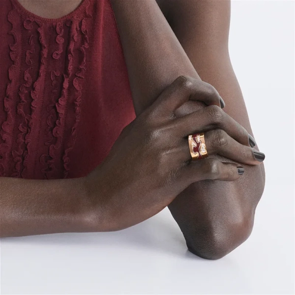 Fusion Mittring Vitguld Röd - Georg Jensen - Designsmycken med snabba & trygga leveranser - Nordic Spectra