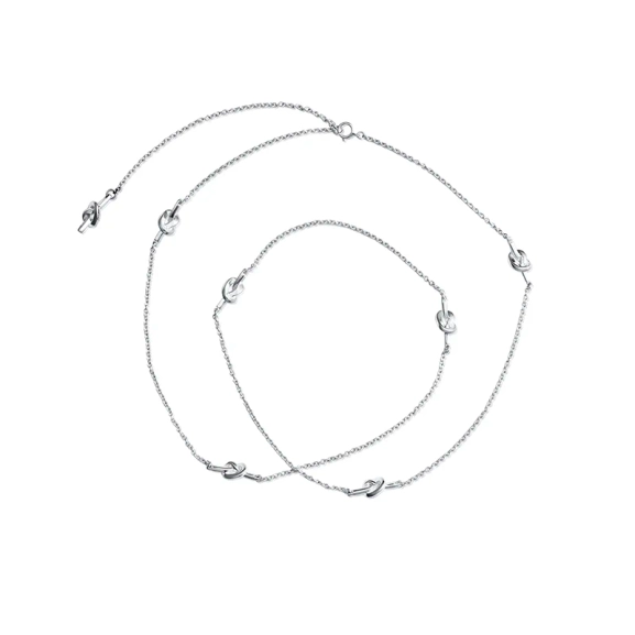 Love Knot Flow Necklace - Efva Attling - Sveriges största återförsäljare - Nordic Spectra