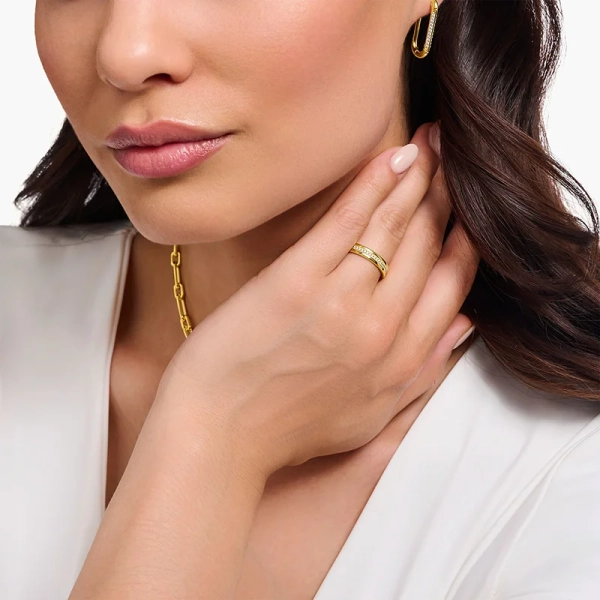 Guldpläterad Bandring Med Vita Stenar - Thomas Sabo - Snabb leverans & paketinslagning - Nordic Spectra