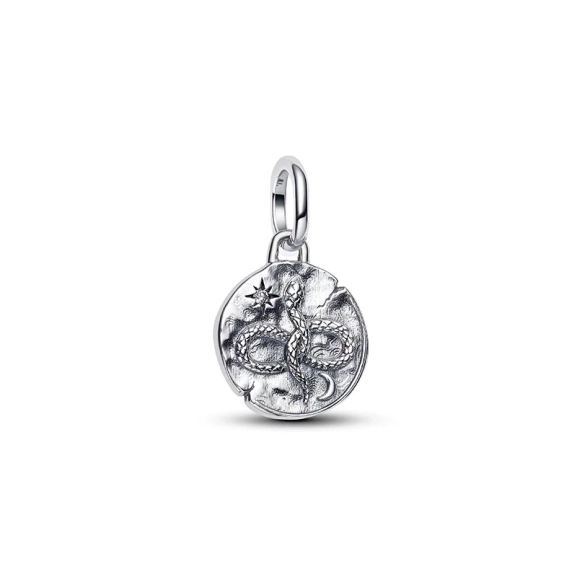 Medaillon-Ewigkeits-Charm von Pandora ME. Inspiriert von antiken Münzen