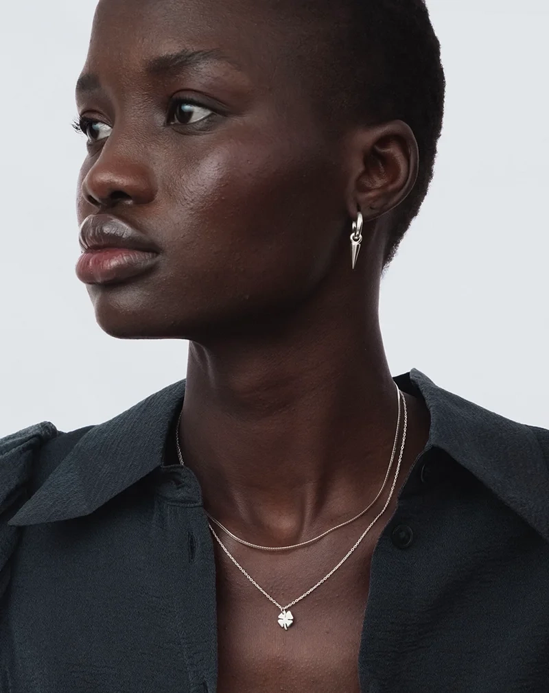 Juno Single Hoops Silver - Syster P - Snabb leverans & Gratis paketinslagning - Nordic Spectra