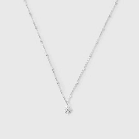 North Star Necklace Silver - Syster P - Snabb leverans & Gratis paketinslagning - Nordic Spectra