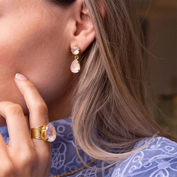 Mini Drop Earrings Rhodium Serene Delite - Caroline Svedbom - Nopea toimitus ja lahjapakkaus - Nordic Spectra