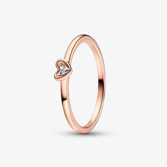 Radiant Heart Ring - PANDORA - Suuri valikoima & ilmainen lahjapaketointi - Nordicspectra.fi