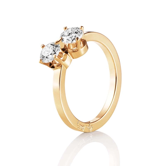 Twin Star Ring Gold - Efva Attling - Suuri valikoima & ilmainen lahjapaketointi - Nordicspectra.fi