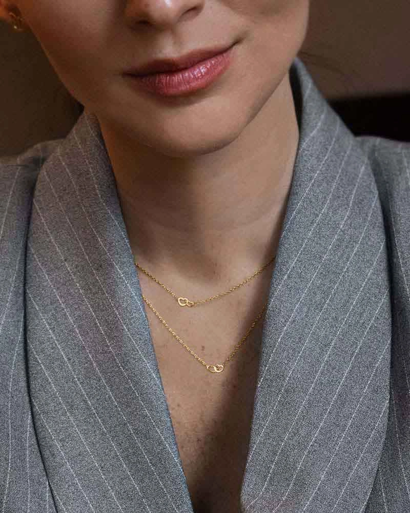 Love Necklace Gold - Drakenberg Sjölin Halsband - Snabb frakt & paketinslagning - Nordicspectra.se