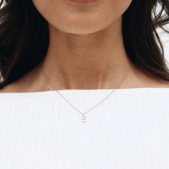 justerbar längd 40-43 cm