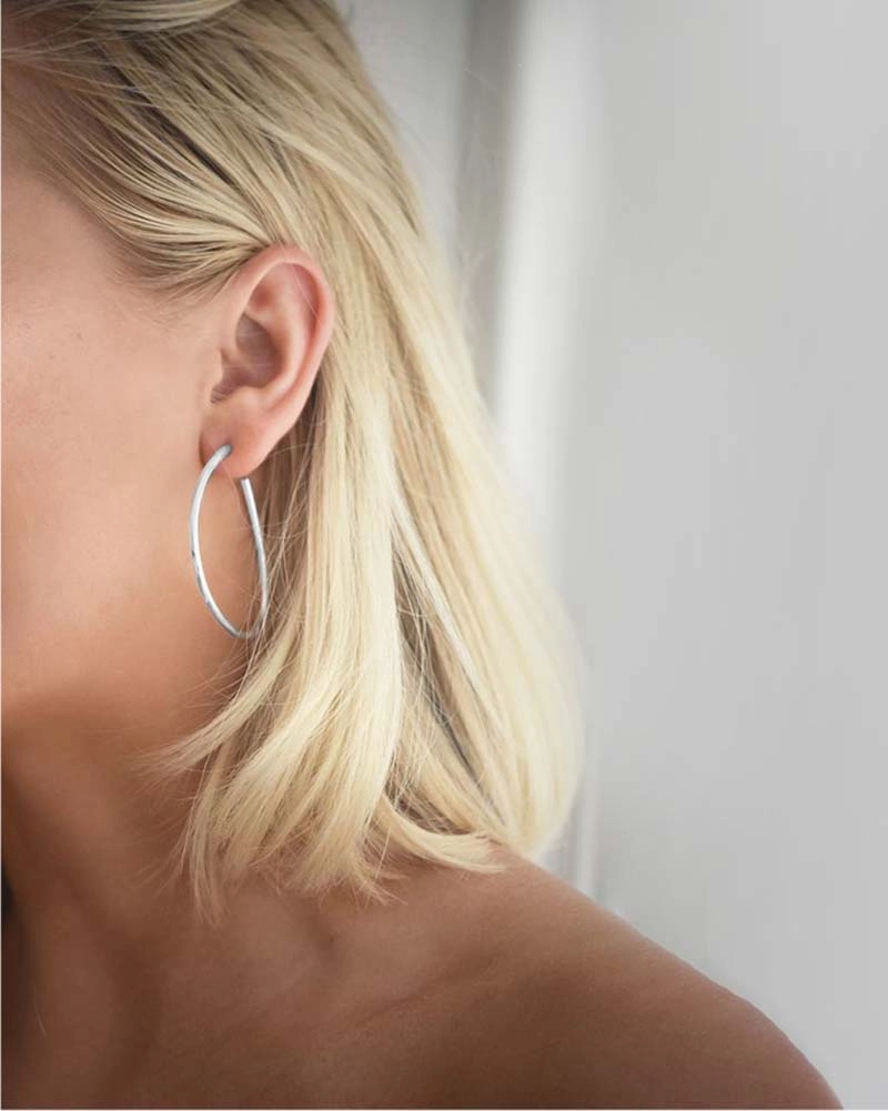 Lakeside Hoops - Drakenberg Sjölin Örhängen - Snabb frakt & paketinslagning - Nordicspectra.se