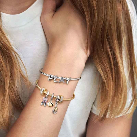 Buchstabe A Alphabet-Charm von PANDORA, Schneller Versand - Nordicspectra.de