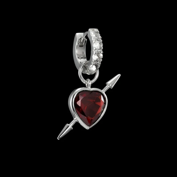 Rebel Love Earring Clear Quartz & Red Garnet - Maria Nilsdotter - 1-2 dagars leverans - Nordic Spectra