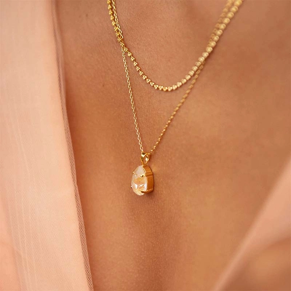 Mini Drop Necklace Rhodium Ivory Creme Delite - Caroline Svedbom - Snabb frakt & paketinslagning - Nordicspectra.se