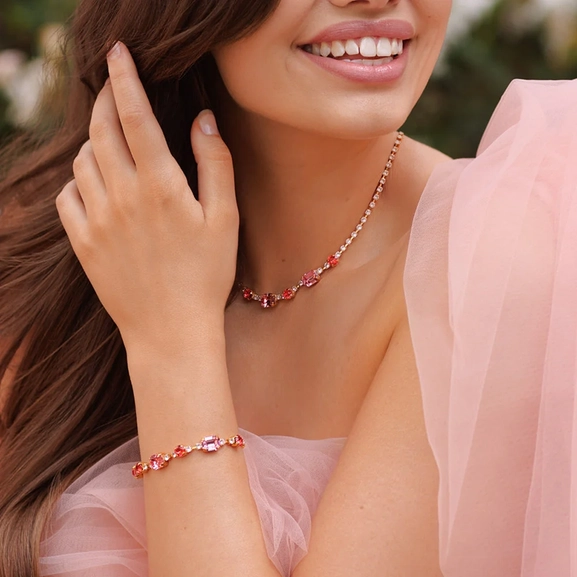 Corinna Bracelet Gold Coral Combo - Caroline Svedbom - Snabb frakt & paketinslagning - Nordicspectra.se