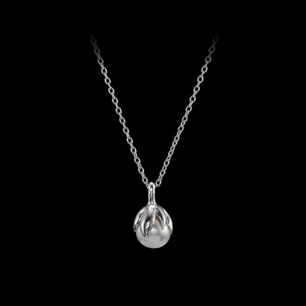 Bud Necklace i silver med en 20x12 mm dekoration och sötvattenpärla