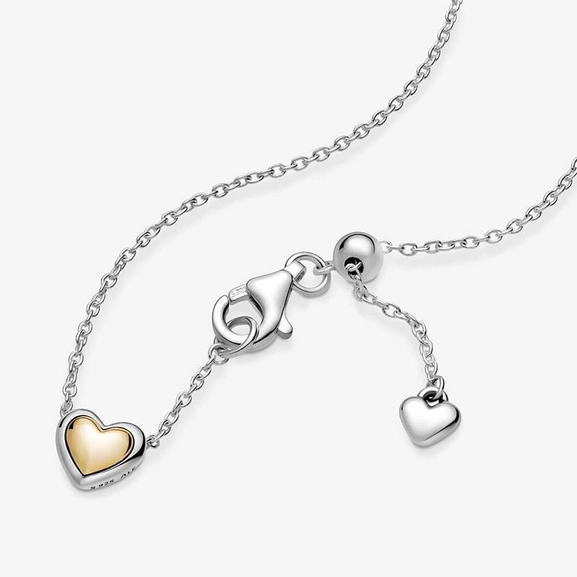 Collier Halsband med Välvt Gyllene Hjärta - PANDORA - Snabb frakt & paketinslagning - Nordicspectra.se