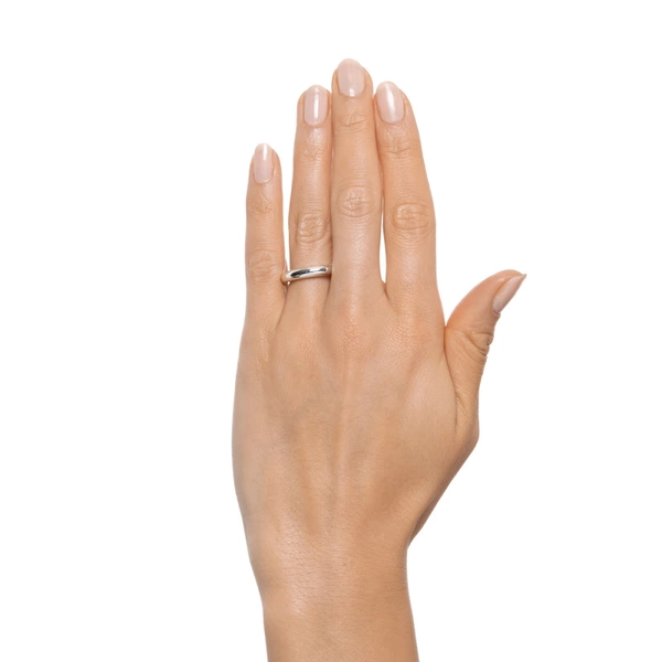 One Love Ring Platinum – statementring i platina med mjukt rundad form