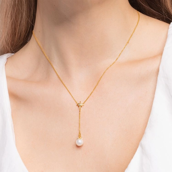 Halsband med Pärla & Stjärna Guld - Thomas Sabo halsband - Snabb frakt & paketinslagning - Nordicspectra.se