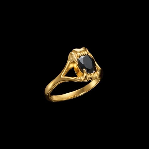 18K gold plattiertes Silber mit schwarzem Spinell
