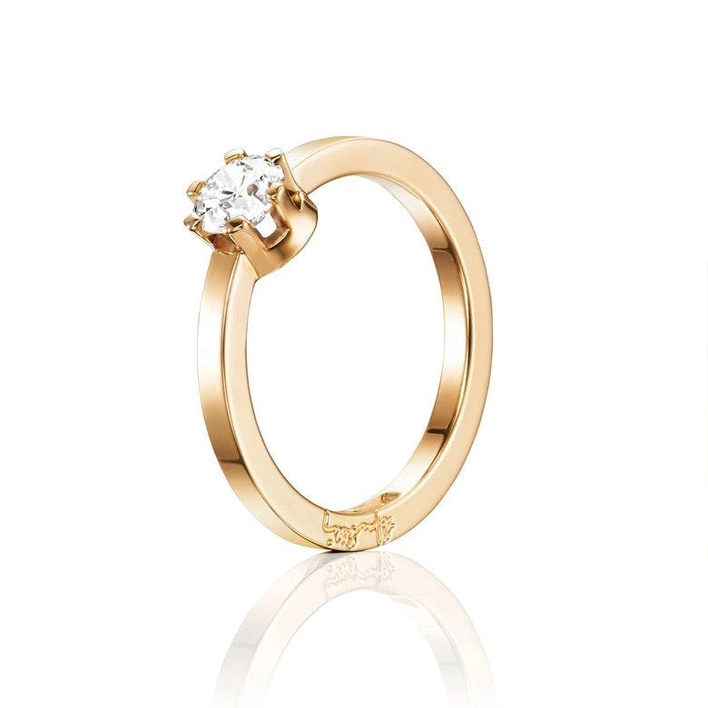Efva Attling - Crown Wedding Ring 0.50 ct Gold
