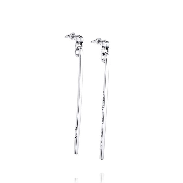 Thin Earrings - Veritas Vos Liberabit - Efva Attling örhängen - Snabb frakt & paketinslagning - Nordicspectra.se