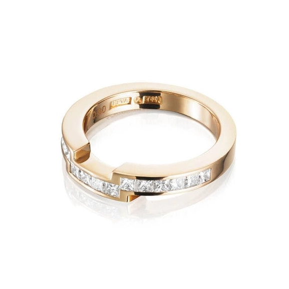 Rock Queen Ring Gold - Efva Attling ringar - Snabb frakt & paketinslagning - Nordicspectra.se